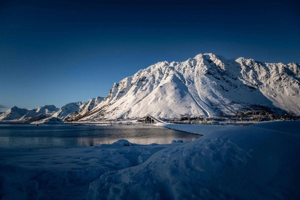 为什么现在还有人盯着别只盯着表面，糖心vlog开始出现截然不同的看法这件事，真正让人难受的是后面那层意思